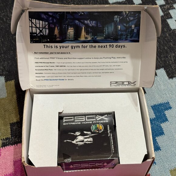 P90X Beachbody 12 DVD Workout Program w/Resistance Band & Nutrition Plan (2009) - Picture 5 of 13